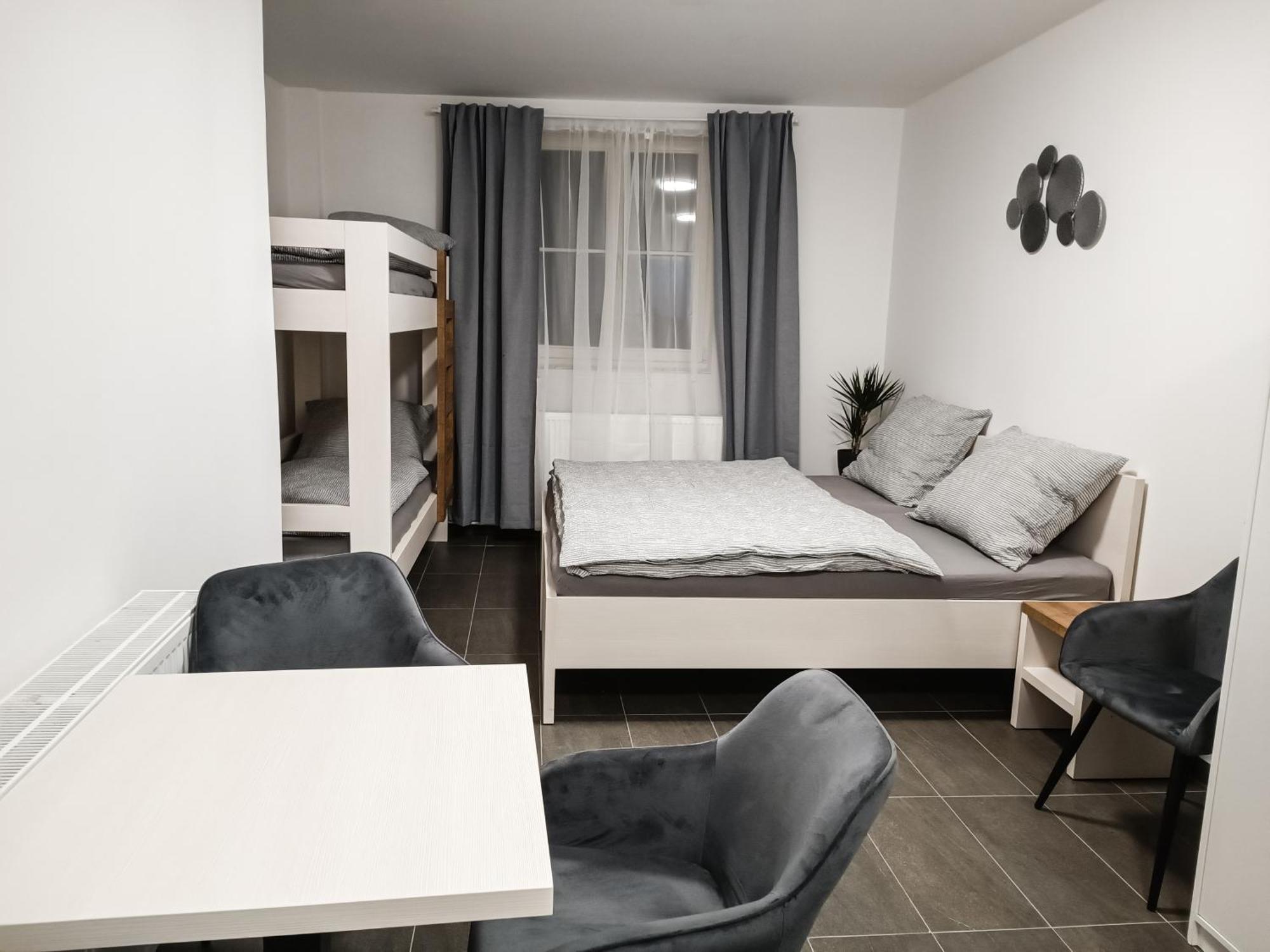 Apartmany Plzen Rolnicke Namesti 8 Екстер'єр фото